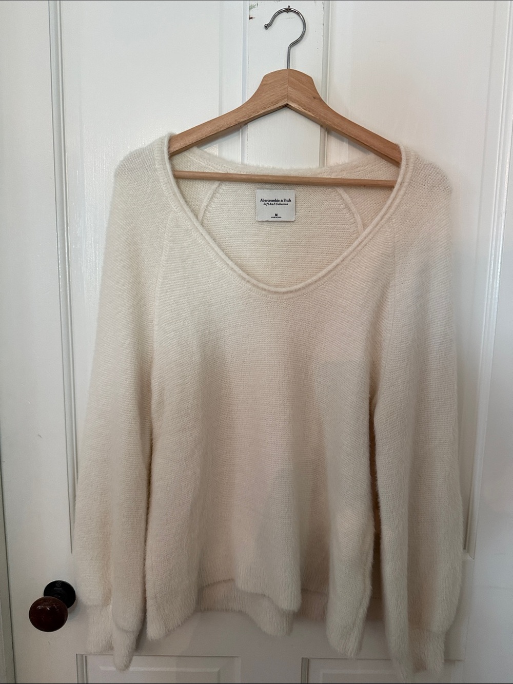 Abercrombie & Fitch Ivory Scoop Neck Cozy Sweater
